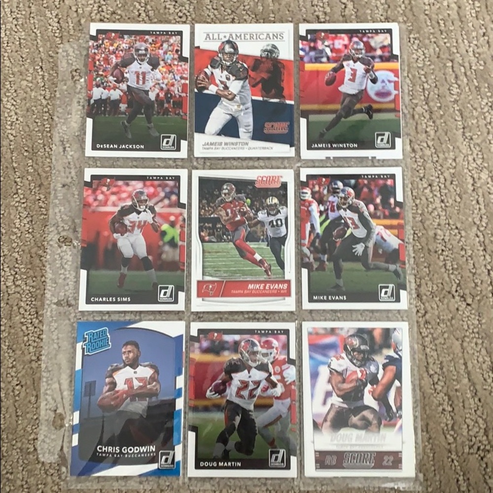 Buccaneers 18 pack of football cards